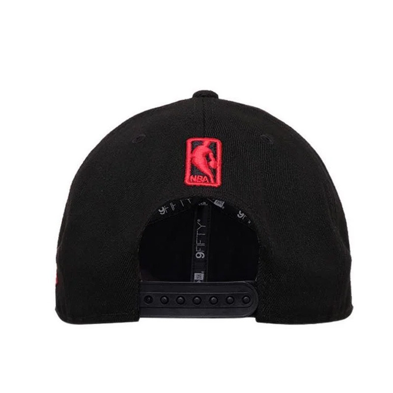 AKSESORIS SNEAKERS NEW ERA Chicago Bulls Metal Logo