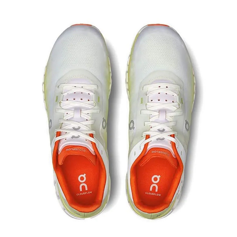 SEPATU LARI ON Cloudflow 4
