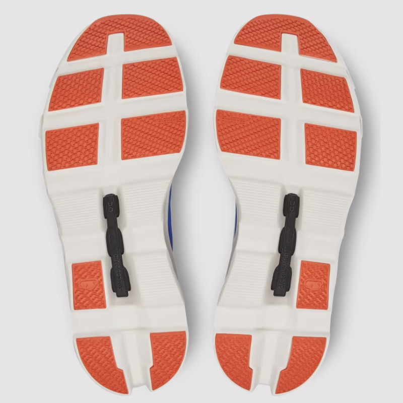 SEPATU LARI ON Cloudmonster