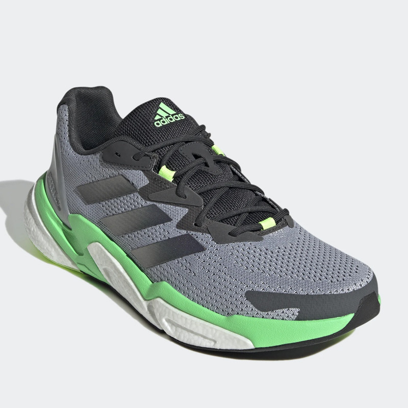 SEPATU LARI ADIDAS X9000L3