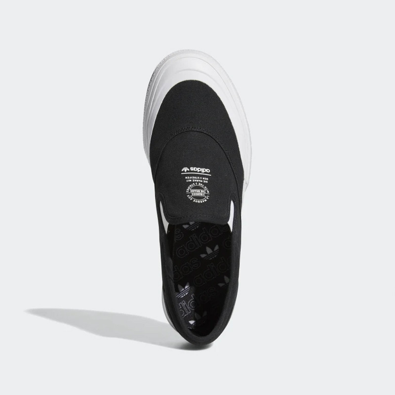 SEPATU SNEAKERS ADIDAS Nizza RF Slip