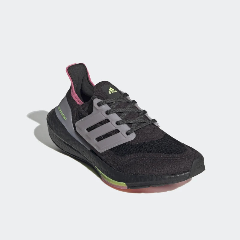 SEPATU LARI ADIDAS Wmns ULTRABOOST 21