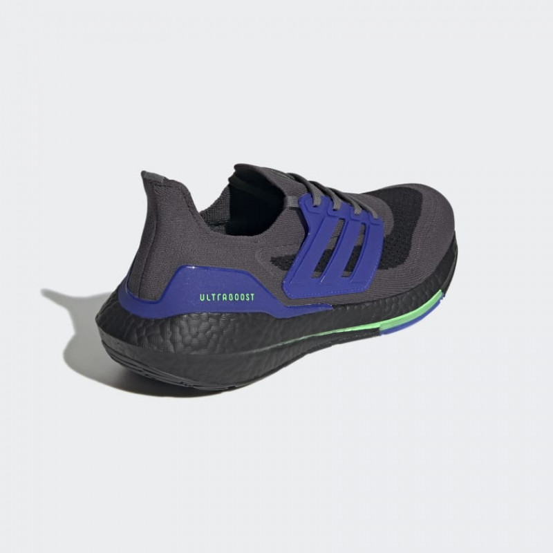 SEPATU LARI ADIDAS ULTRABOOST 21