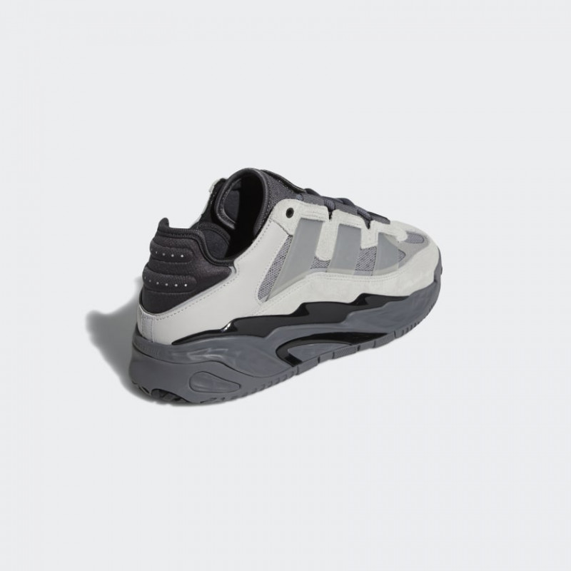 SEPATU SNEAKERS ADIDAS Niteball