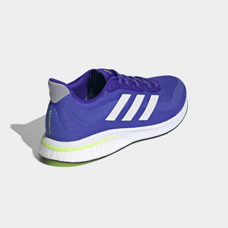 SEPATU LARI ADIDAS SUPERNOVA