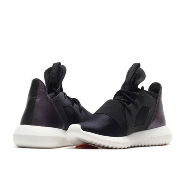 WMNS Tubular Defiant foto 3
