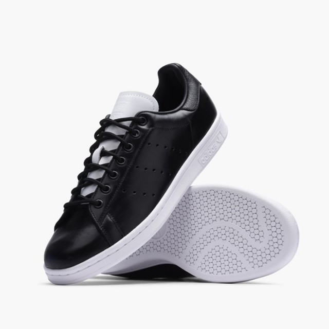 SEPATU SNEAKERS ADIDAS Stan Smith