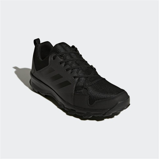 SEPATU TRAIL ADIDAS Terrex Tracerocker