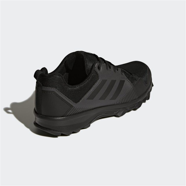 SEPATU TRAIL ADIDAS Terrex Tracerocker