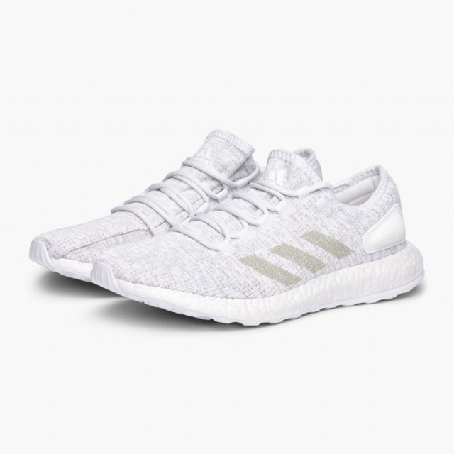 SEPATU LARI ADIDAS Pureboost