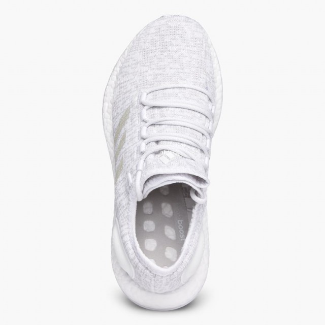 SEPATU LARI ADIDAS Pureboost