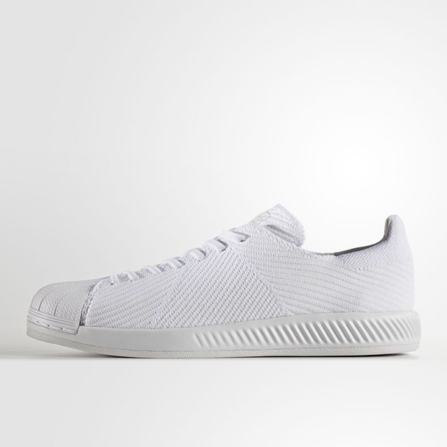 SEPATU SNEAKERS ADIDAS Superstar Bounce Primeknit Shoes