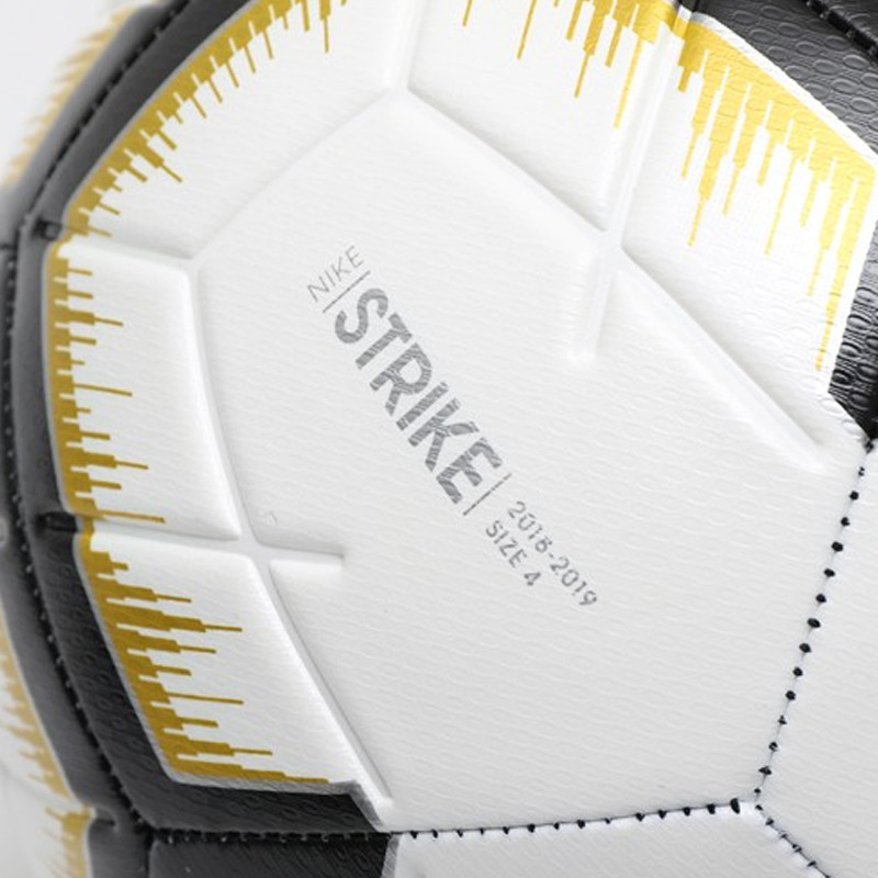 PERALATAN FOOTBALL NIKE Strike