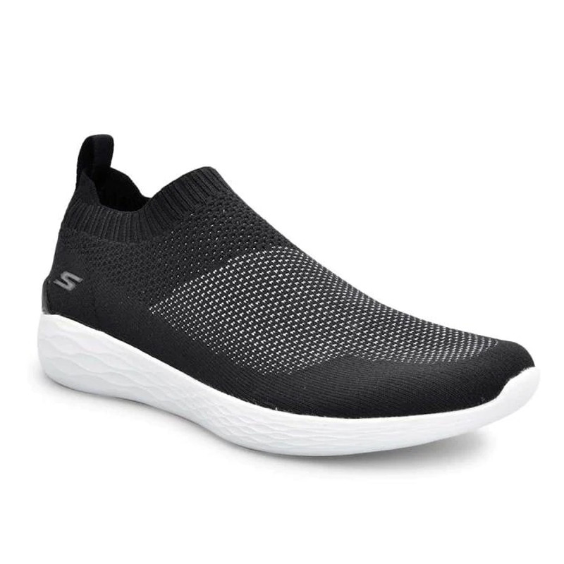 SEPATU SNEAKERS SKECHERS Go Strike