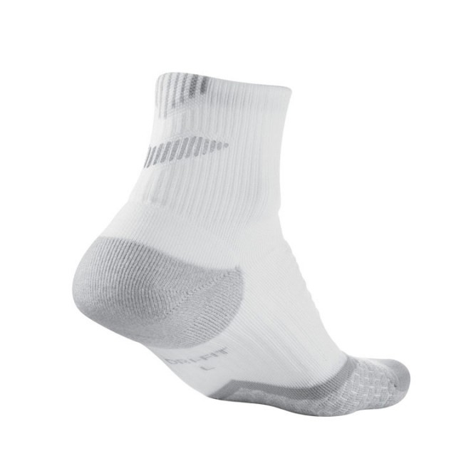KAOS KAKI LARI NIKE Elite Run Cushion Quarter Socks