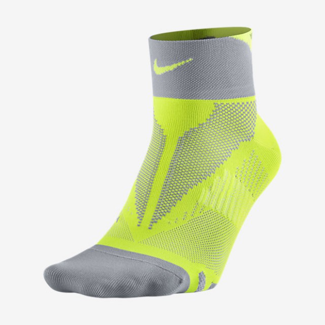 KAOS KAKI LARI NIKE Elite Run Lightweight Quarter Socks