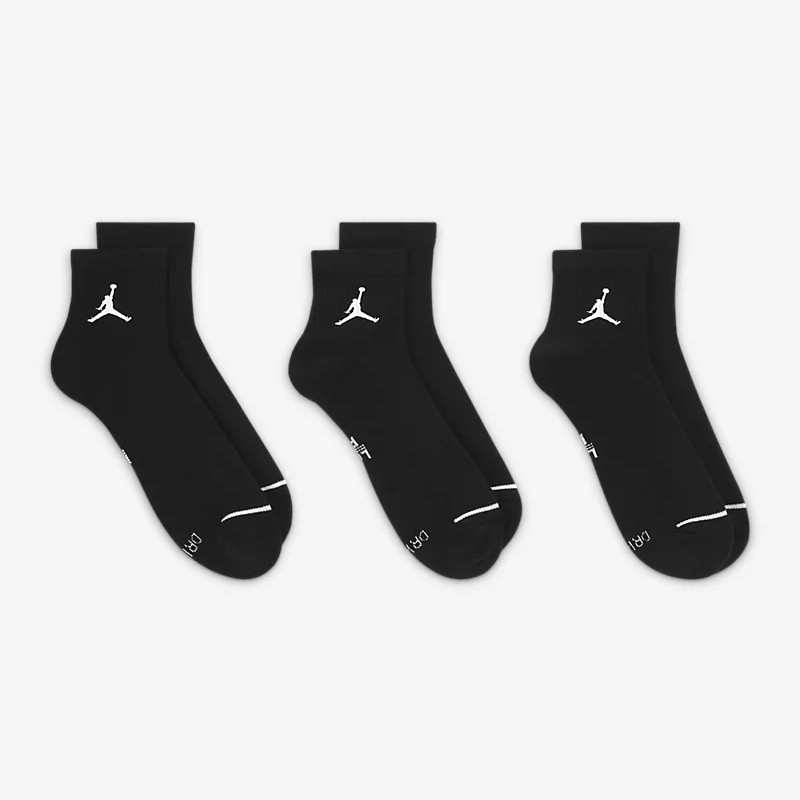 KAOS KAKI BASKET AIR JORDAN 3PK Everyday Max Ankles Socks
