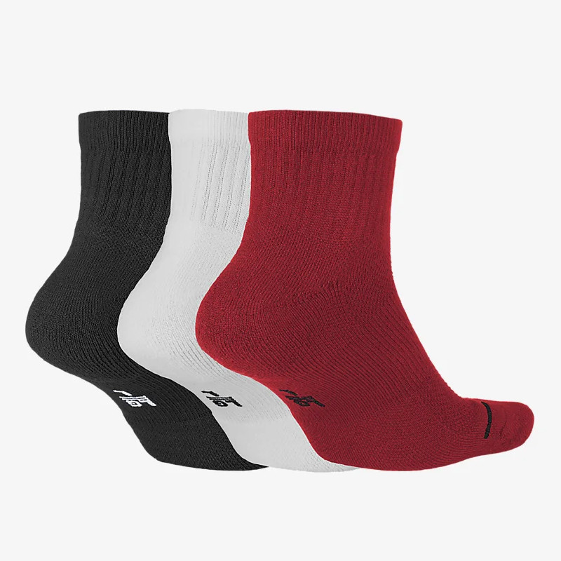 KAOS KAKI BASKET AIR JORDAN 3pk Everyday Max Ankles Socks