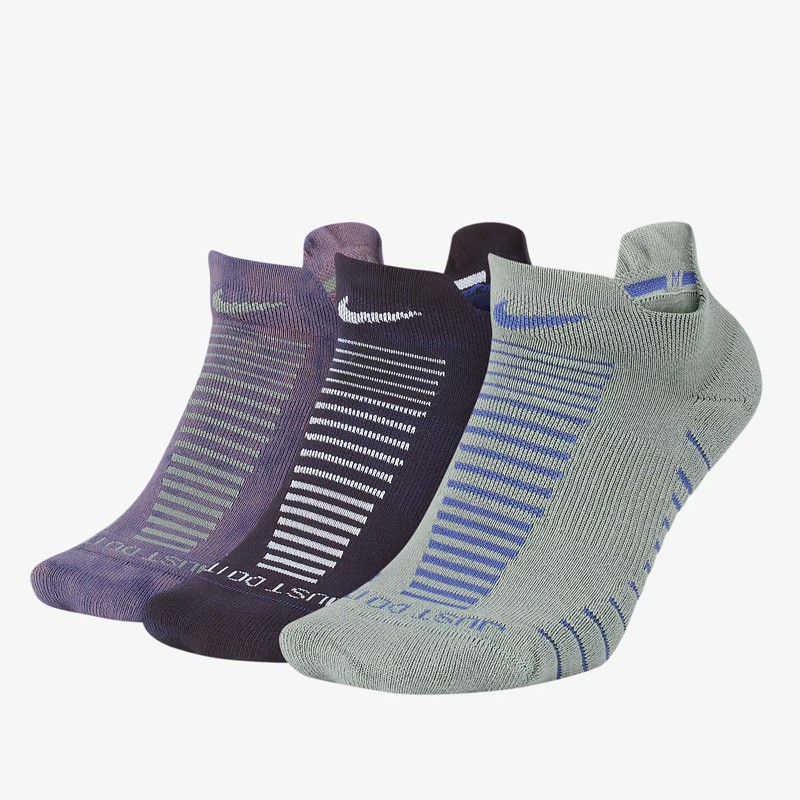 KAOS KAKI TRAINING NIKE Wmns 3PK Everyday Max Cushion Socks