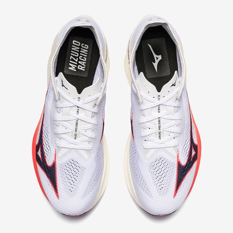SEPATU LARI MIZUNO WAVE REBELLION PRO 3