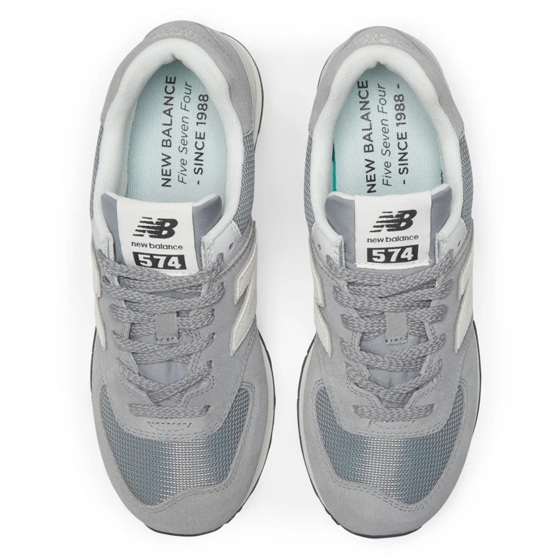 SEPATU SNEAKERS NEW BALANCE 574