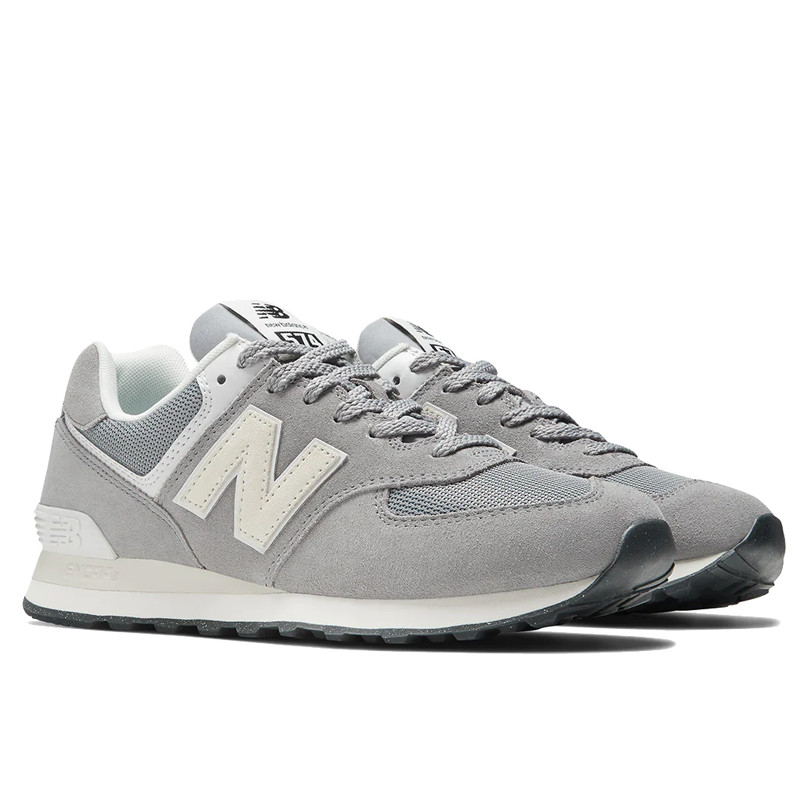SEPATU SNEAKERS NEW BALANCE 574