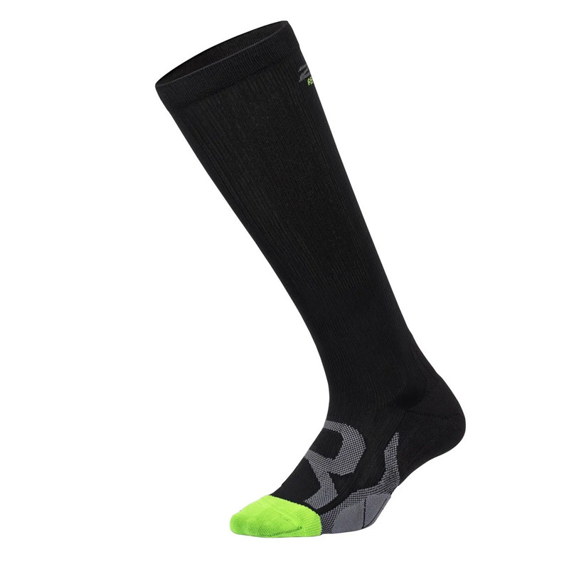 KAOS KAKI LARI 2XU COMPRESSION SOCKS FOR RECOVERY