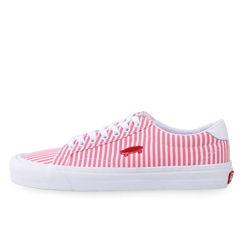 SEPATU SNEAKERS VANS Ua Court Icon
