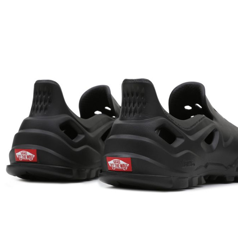 SEPATU SNEAKERS VANS AMZN PACU Slip-on