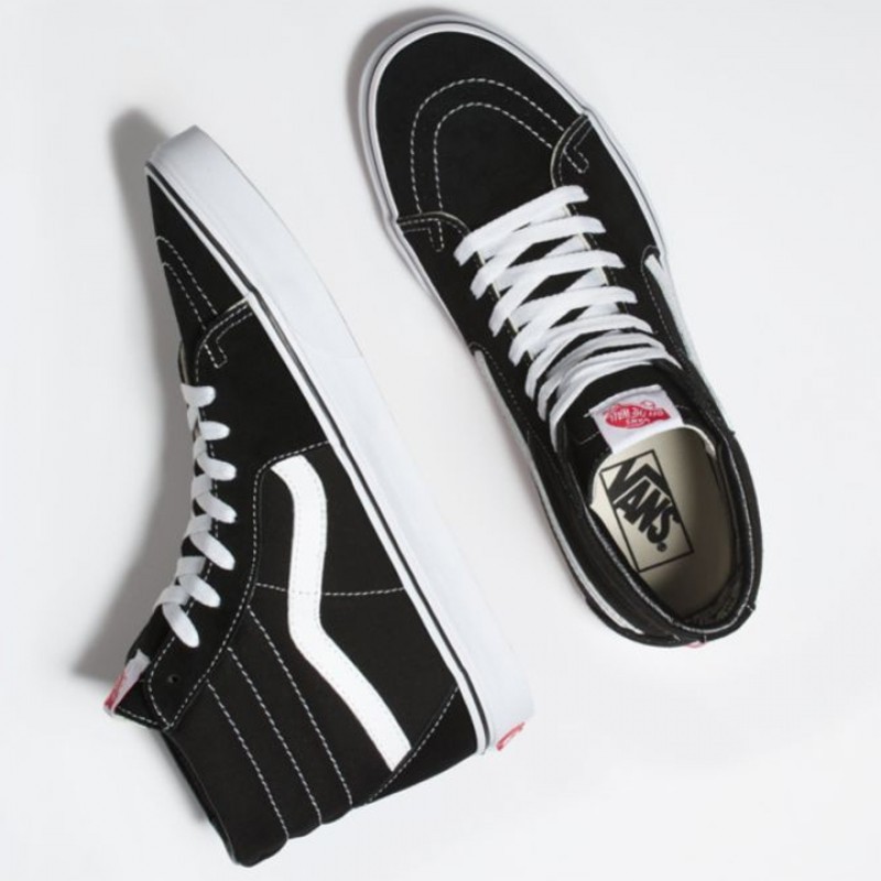 SEPATU SNEAKERS VANS SK8-HI