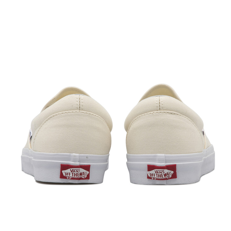 SEPATU SNEAKERS VANS Classic Slip On