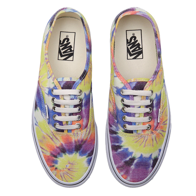 SEPATU SNEAKERS VANS Ua Authentic Washed