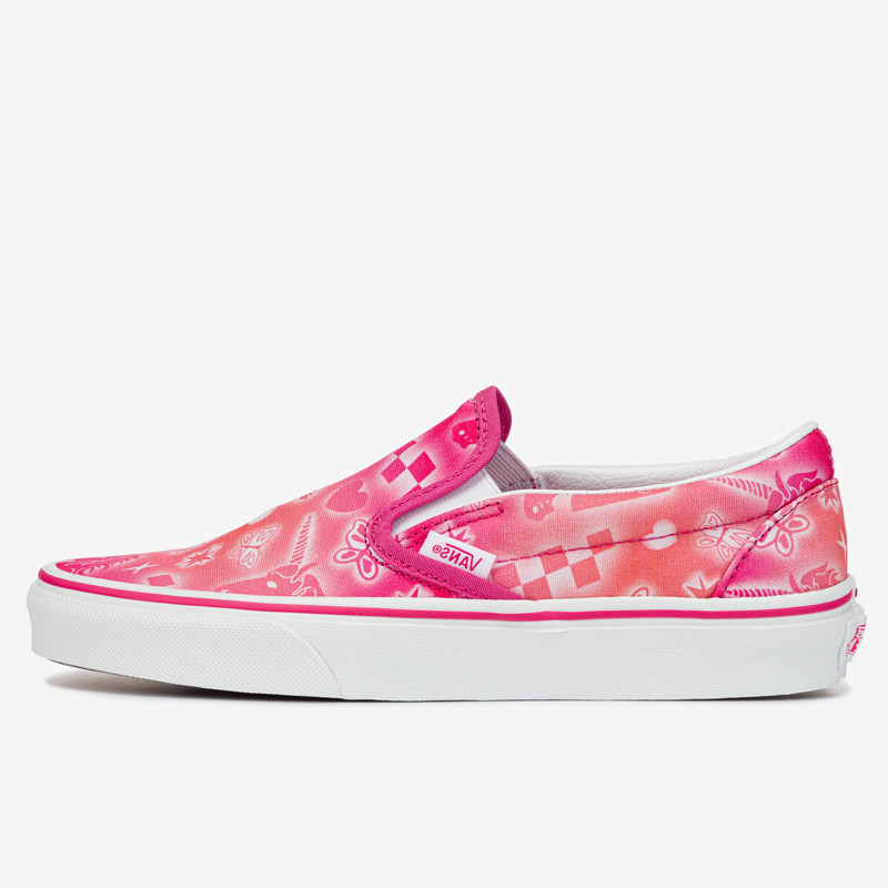 SEPATU SNEAKERS VANS Classic Slip-On Better Together