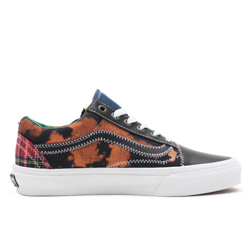 SEPATU SNEAKERS VANS TARTAN DAZE OLD SKOOL ZIP