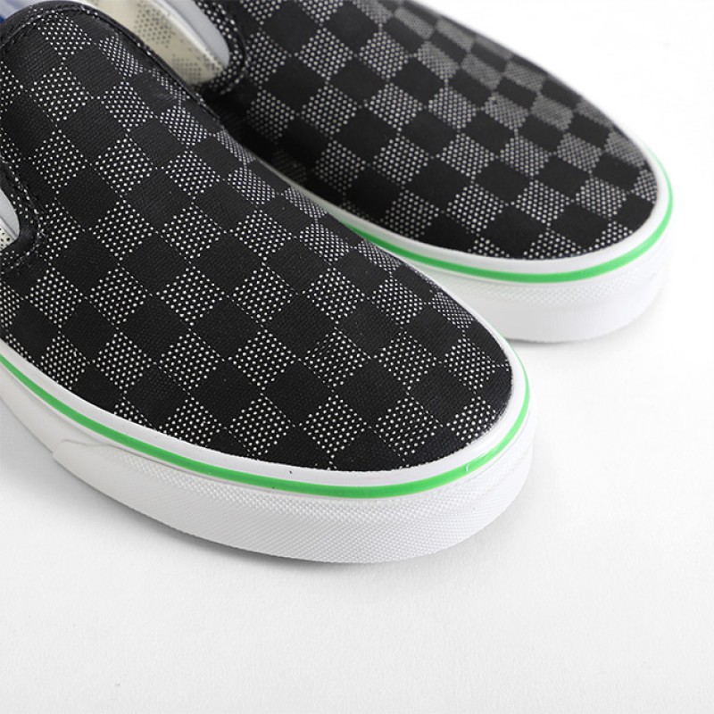 SEPATU SNEAKERS VANS Classic Slip On CII Pack