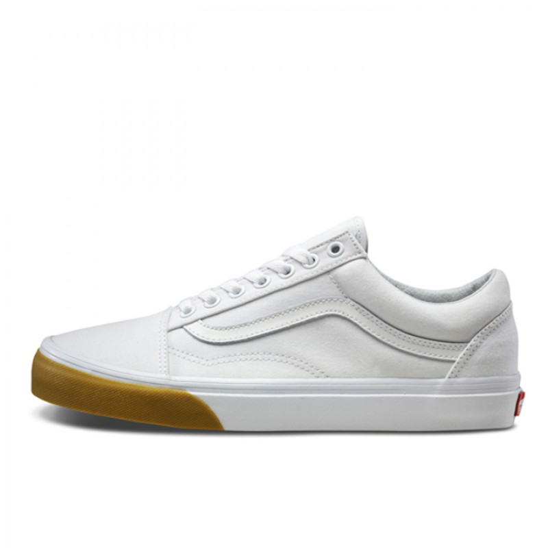 SEPATU SNEAKERS VANS Old Skool Gum Bumper
