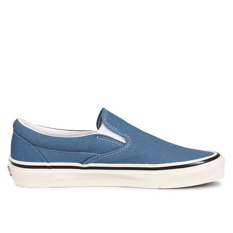 SEPATU SNEAKERS VANS Classic Slip-On 98 DX