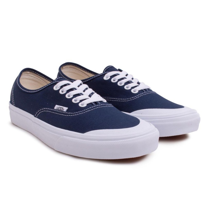 UA Authentic Dress foto 2