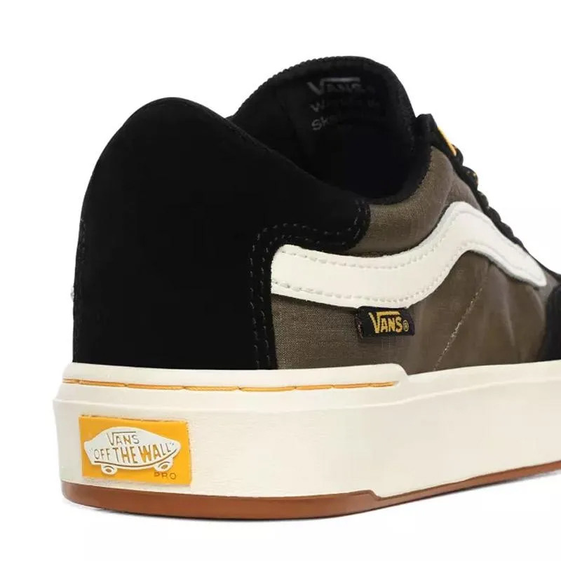 SEPATU SNEAKERS VANS Berle Pro Surplus