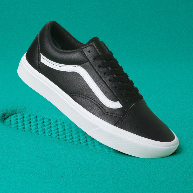 SEPATU SNEAKERS VANS CLASSIC TUMBLE COMFYCUSH OLD SKOOL