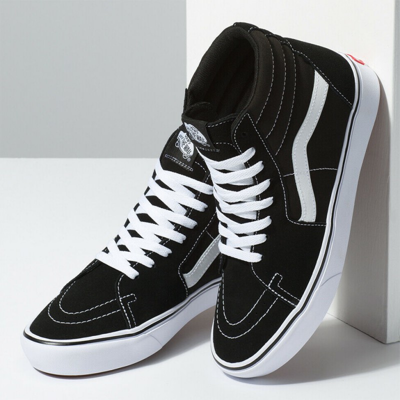 SEPATU SNEAKERS VANS SK8-Hi ComfyCush