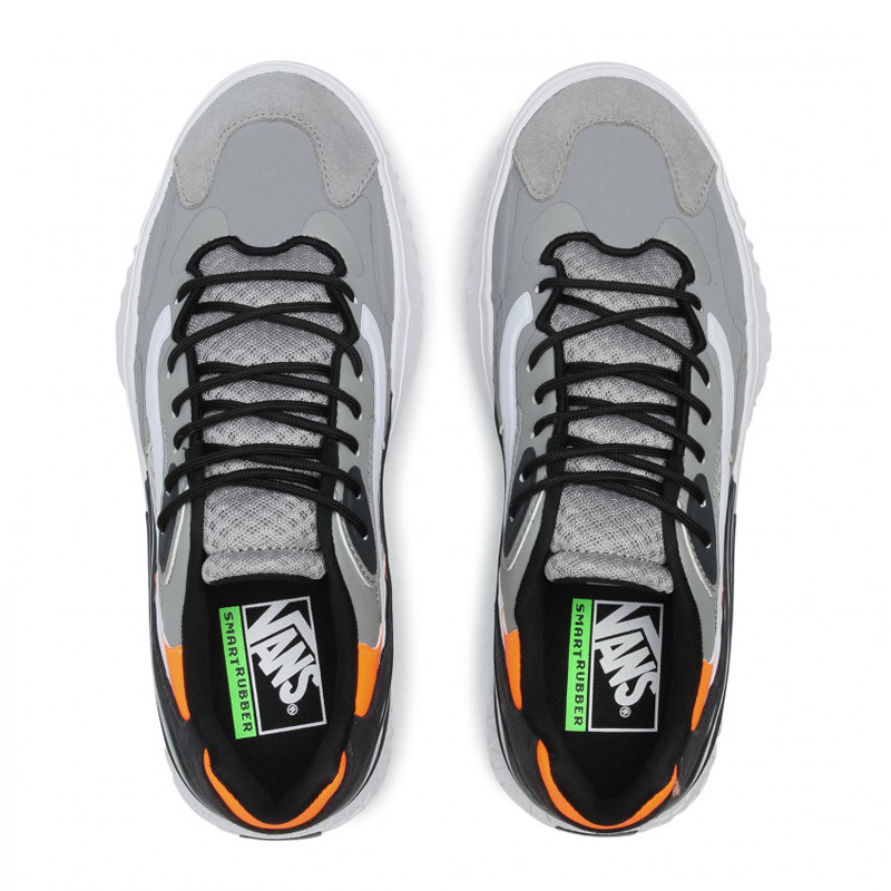 SEPATU SNEAKERS VANS Safety City Trl