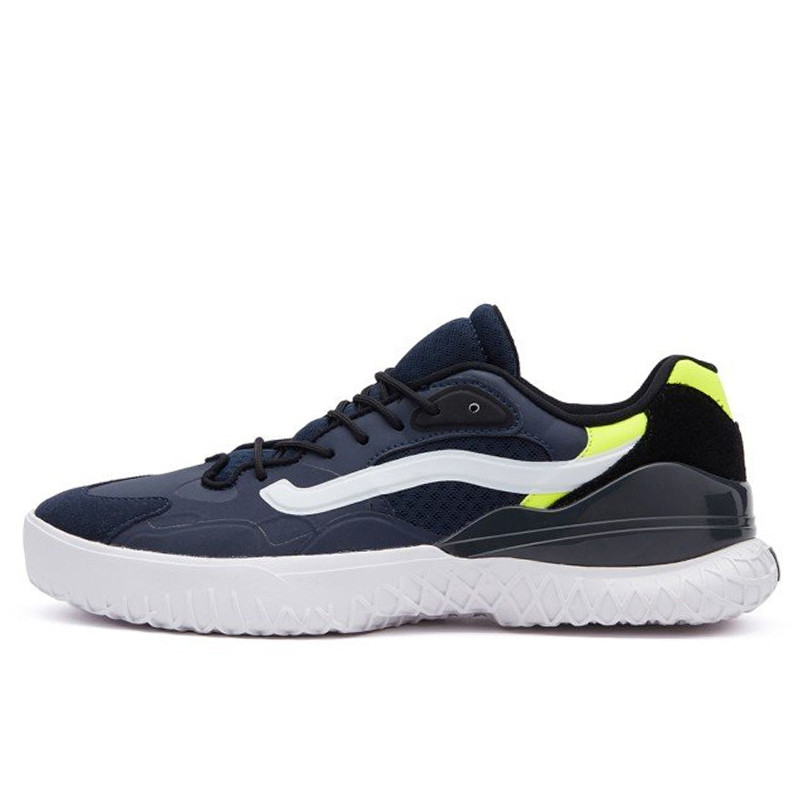 SEPATU SNEAKERS VANS Safety City Trl