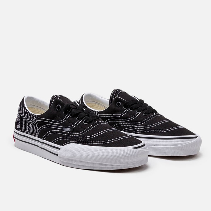 SEPATU SNEAKERS VANS UA Era 3ra
