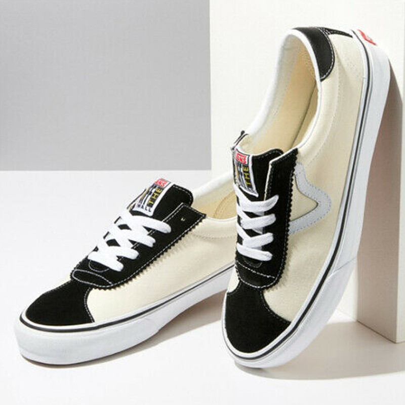 SEPATU SNEAKERS VANS Sport
