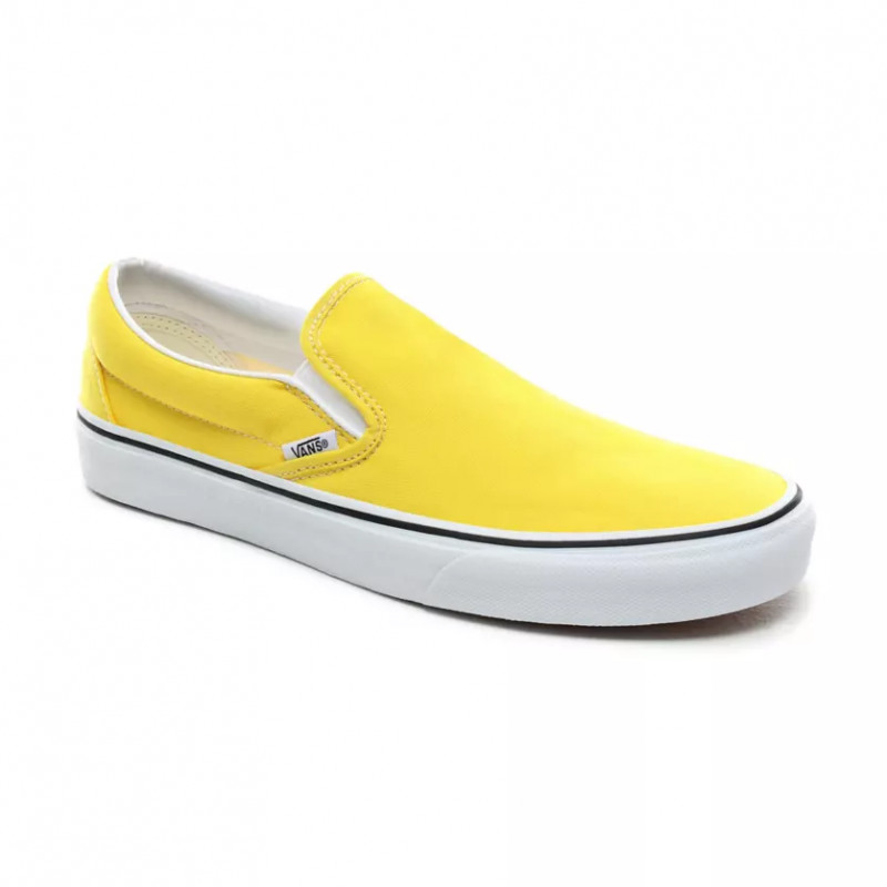 SEPATU SNEAKERS VANS Ua Classic Slip-On