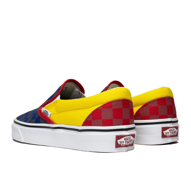 SEPATU SNEAKERS VANS Ua Classic Slip-On