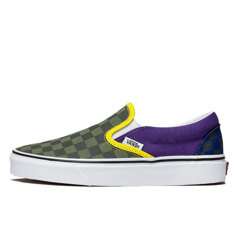 SEPATU SNEAKERS VANS Ua Classic Slip-On