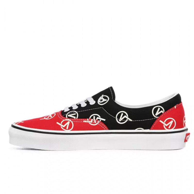SEPATU SNEAKERS VANS CIRCLE V ERA