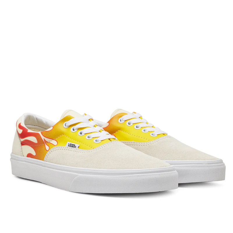 SEPATU SNEAKERS VANS UA Era Flame